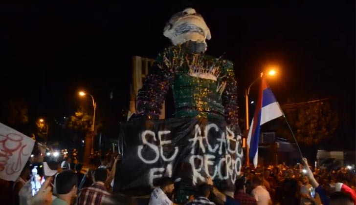 Quema del Judas (Manini Ríos) en La Blanqueada.