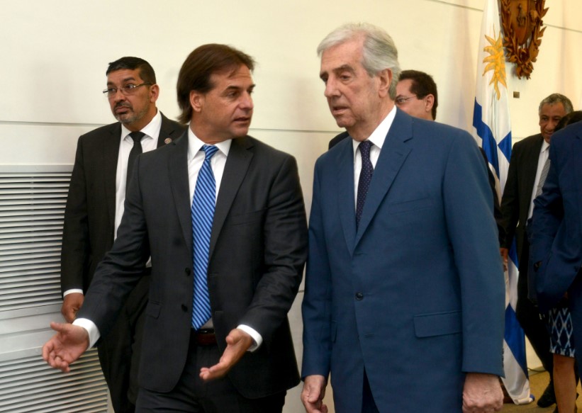 El expresidente Tabaré Vázquez junto su sucesor, Luis Lacalle Pou / Foto: Presidencia de la República