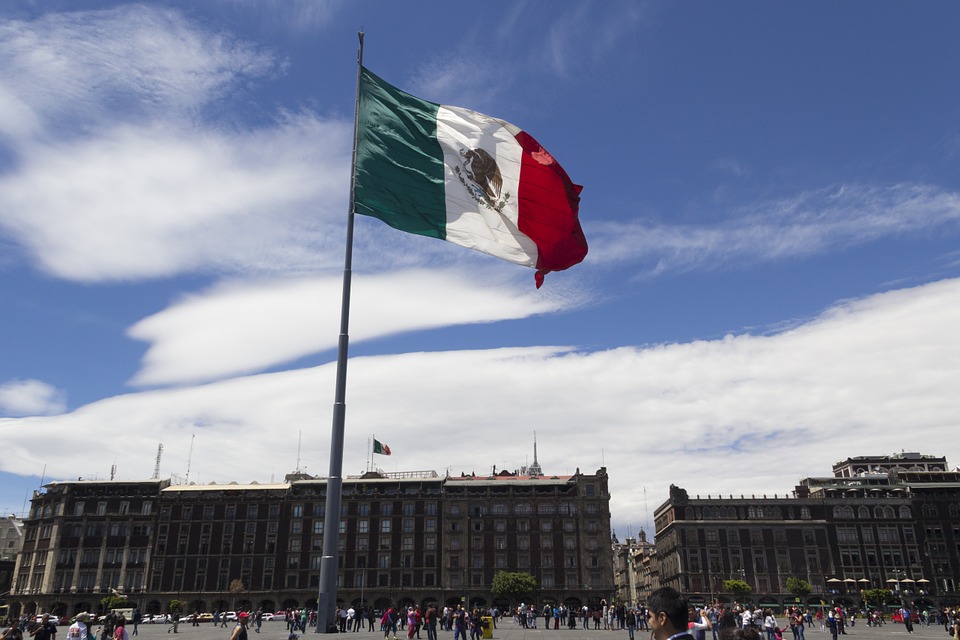 Plaza de la Constitución, conocida como El Zócalo, en el centro de Ciudad de México. Foto: Pixabay