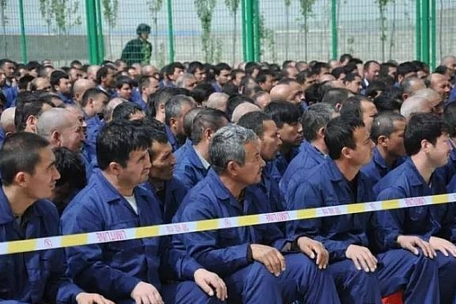 Los uigures son enviados a los llamados "campos de reeducación", en los cuales se les obliga a olvidar sus tradiciones y orígenes étnicos. Foto: dominio público