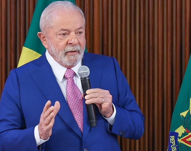 Lula decretó la intervención militar contra los golpistas bolsonaristas. 