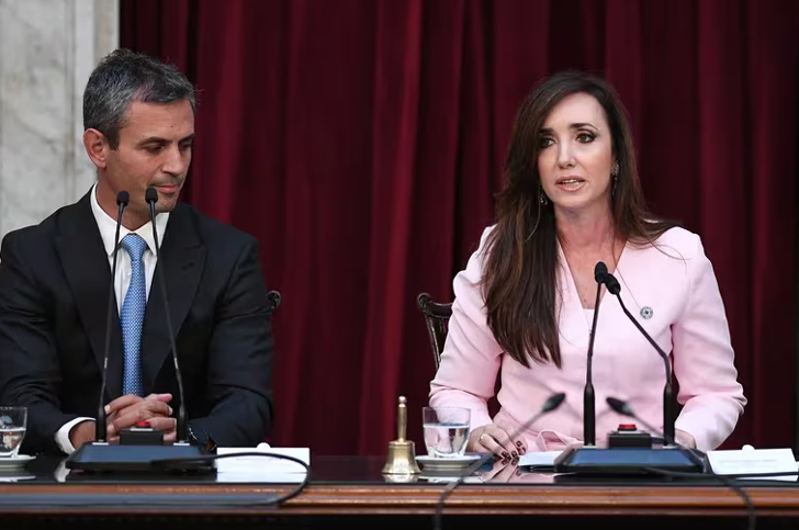 Martín Menem y Victoria Villaruel en una foto difundida por el Senado argentino