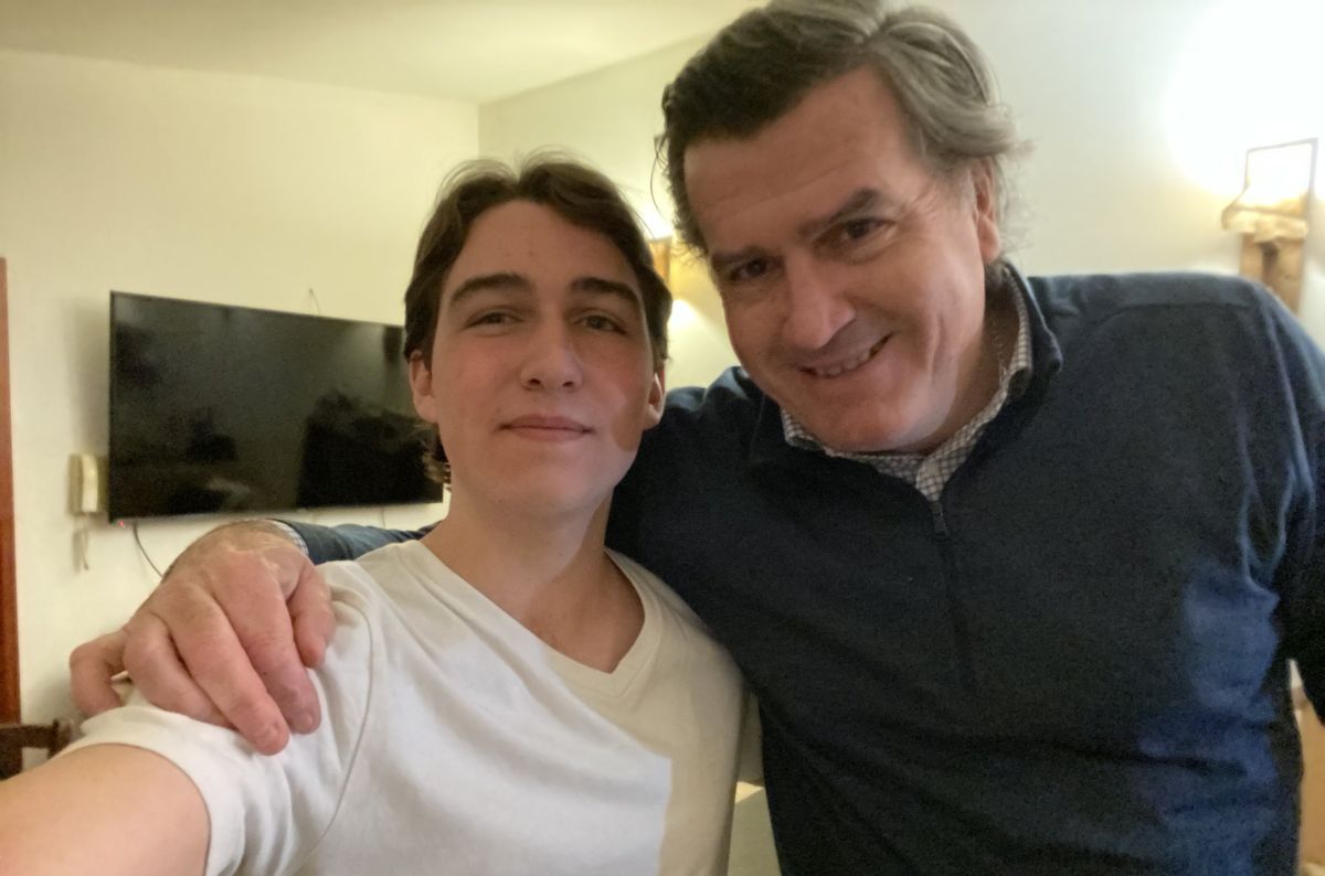 Bauti Gil en una foto junto a Pedro Bordaberry.