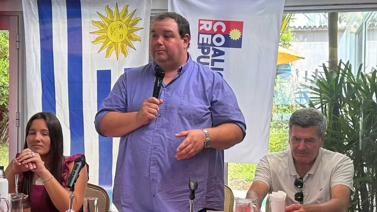 Walter Cervini fue presentado como cantidado a la IMC por el sector colorado Vamos Uruguay