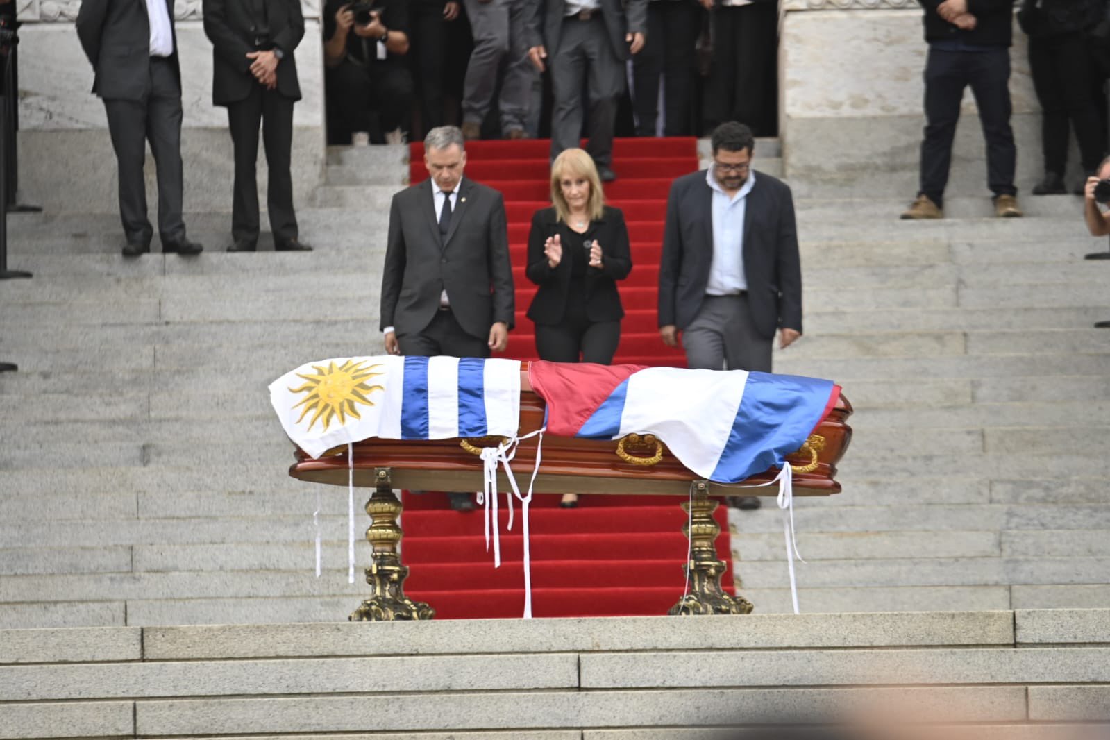 José Mujica falleció el 13 de mayo de 2025 a causa de las complicaciones derivadas de un cáncer de esófago que le hizo metástasis en el cuerpo