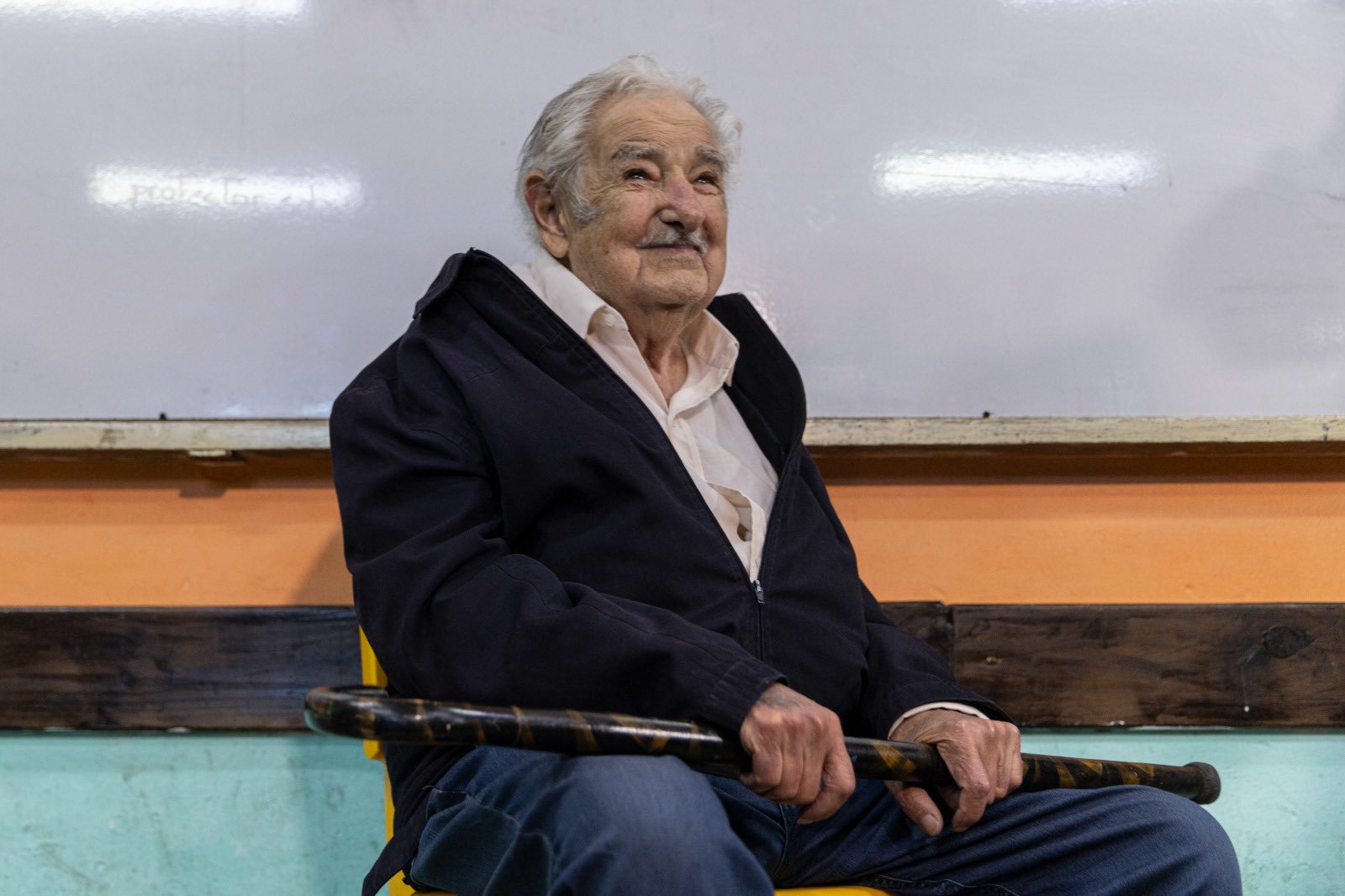El Pepe es considerado el líder más humilde del Uruguay y en muchos otros países quienes lo admiran por su vocación y labor por la paz a lo largo de su vida.