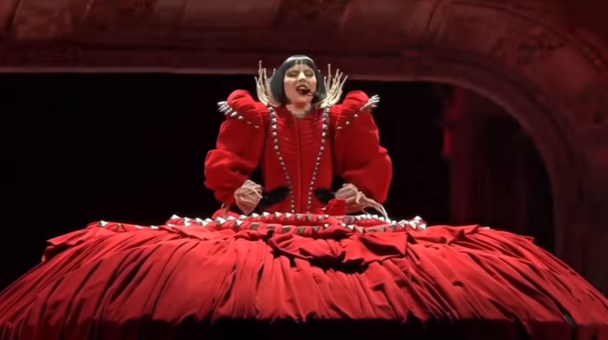 Lady Gaga en su gigantesca performance para el público en Brasil.
