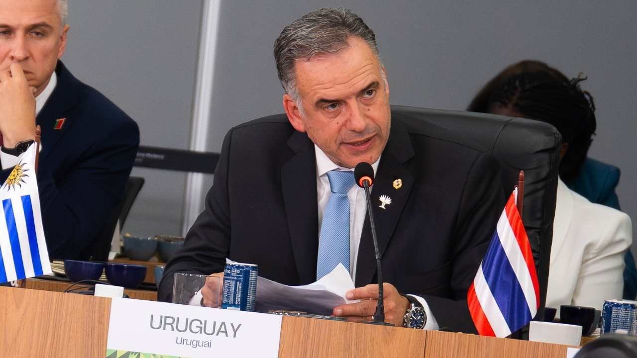 Yamandú Orsi durante su intervención en la cumbre del BRICS