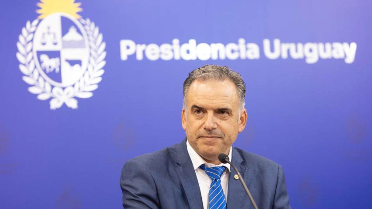 Orsi anunció un aumento para jubilados y pensionistas que se aplicará en dos fechas distintas