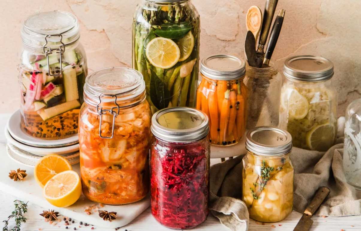 Alimentos fermentados en conserva.