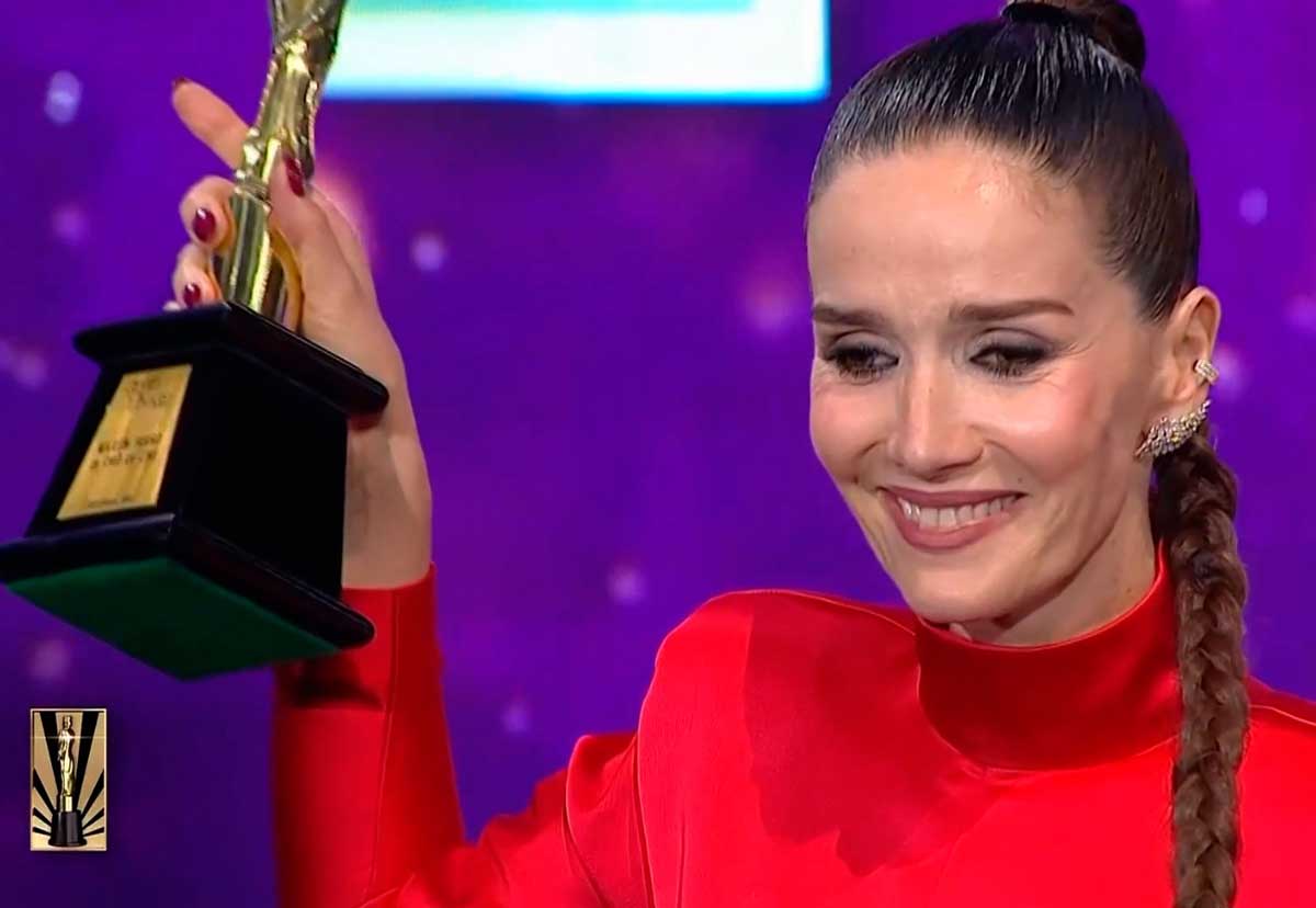 Ganó el Galardón y también volvió a los escenarios de la música.