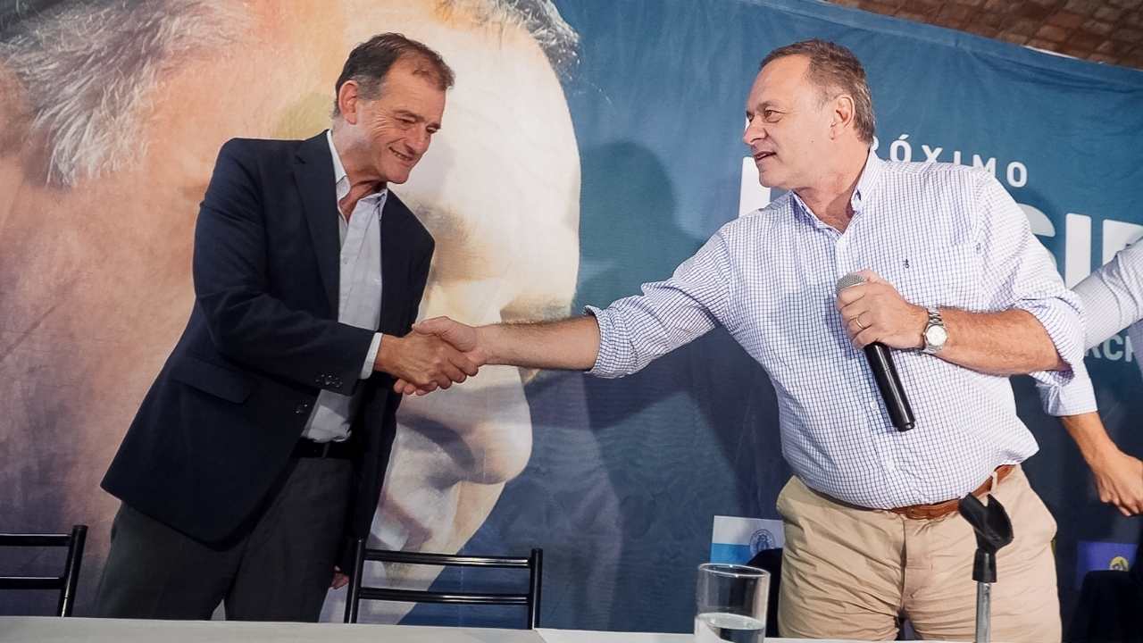 Guido Manini Ríos en la campaña pasada junto a Álvaro Delgado. Foto: Cabildo Abierto