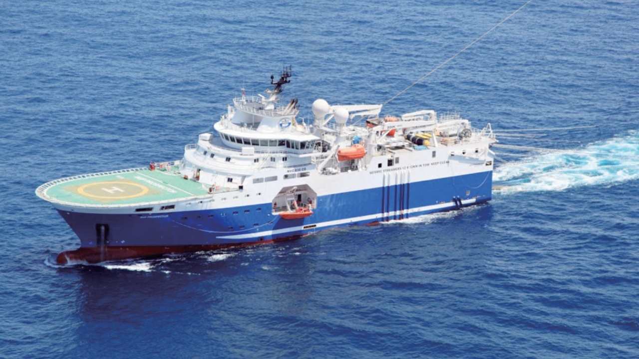Buque de exploración sísmica BGP Prospector que opera en Uruguay