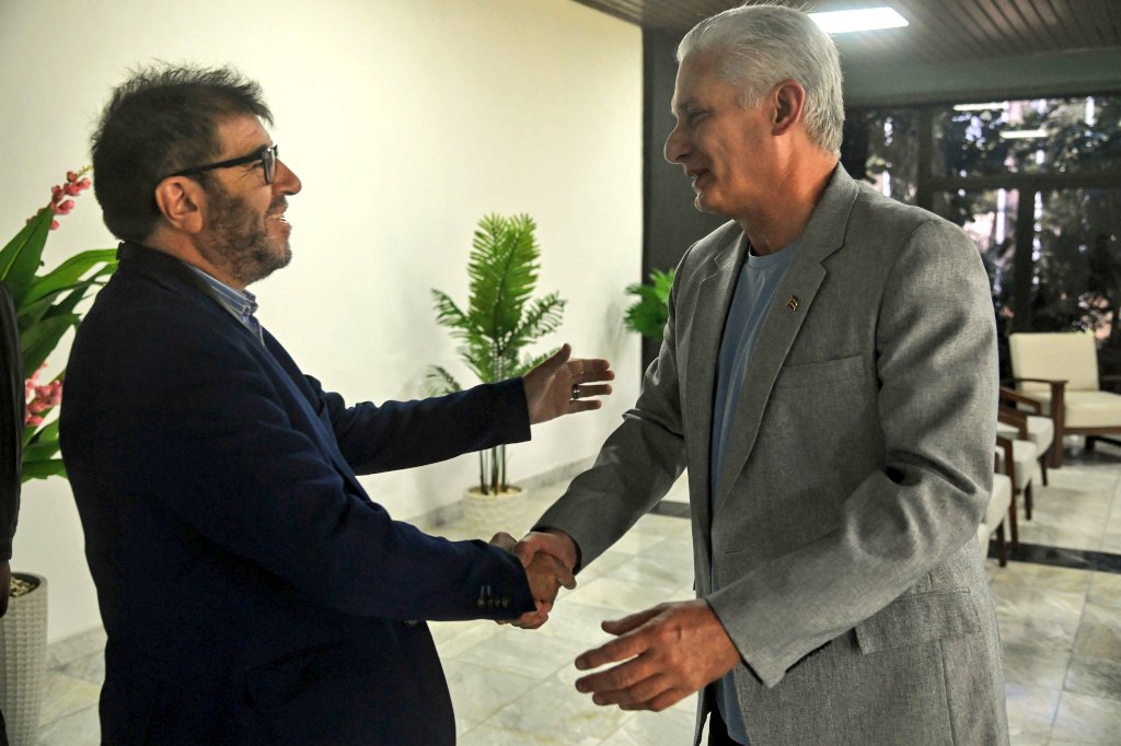 Foto compartida por Miguel Díaz-Canel en X