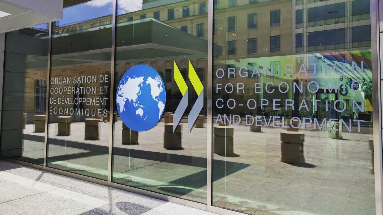 Uruguay da el primer paso para pedir ingreso a OCDE tras solicitar estudio económico inédito