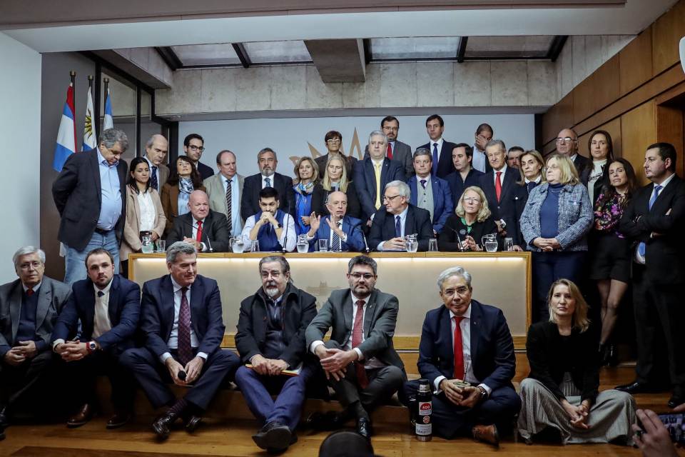 Foto compartida por el senador nacionalista Javier García