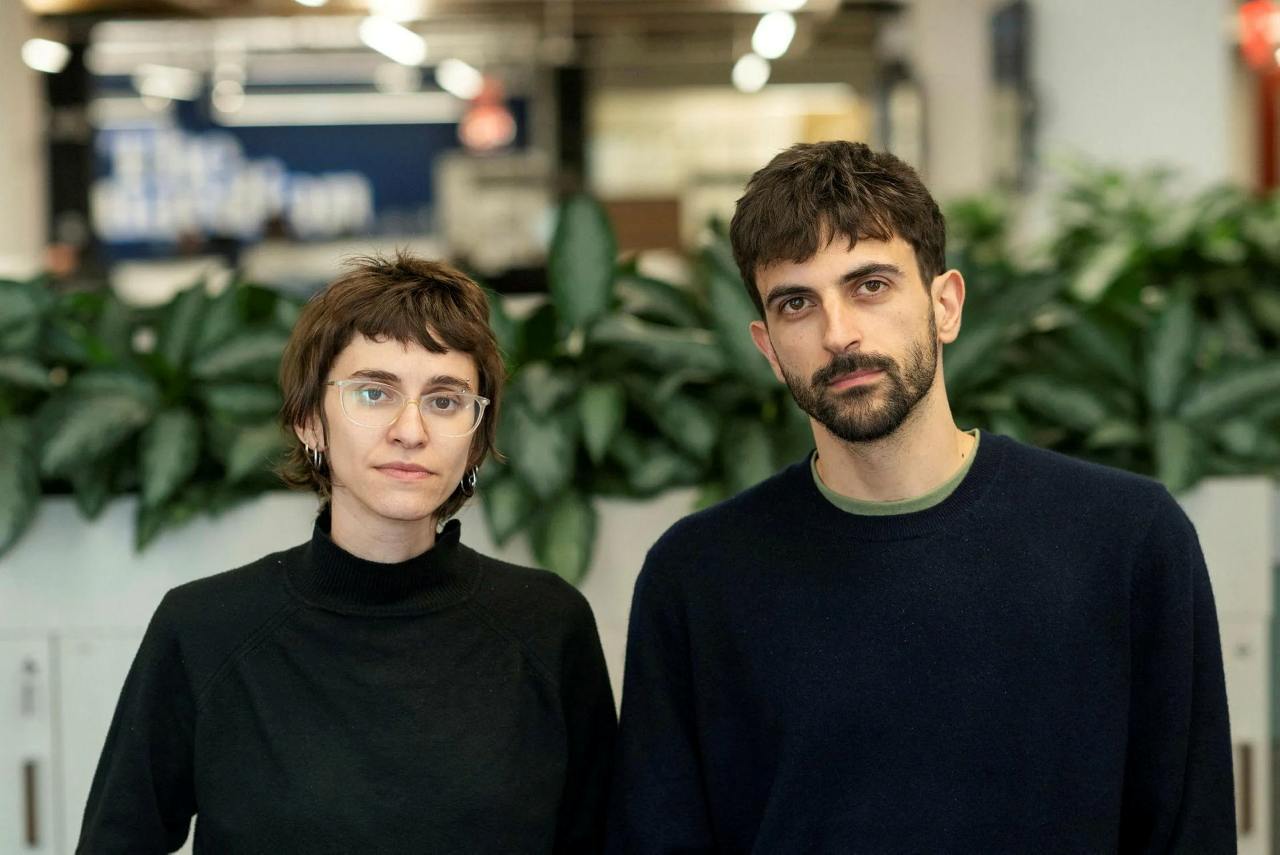 Yuval Abraham y Rachel Szor en una foto cortesía de Haaretz