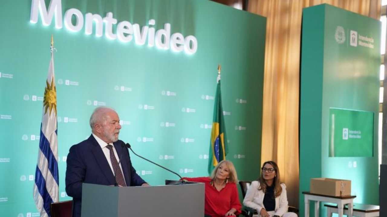 Foto de archivo de la visita de Lula da Silva a Montevideo en 2023