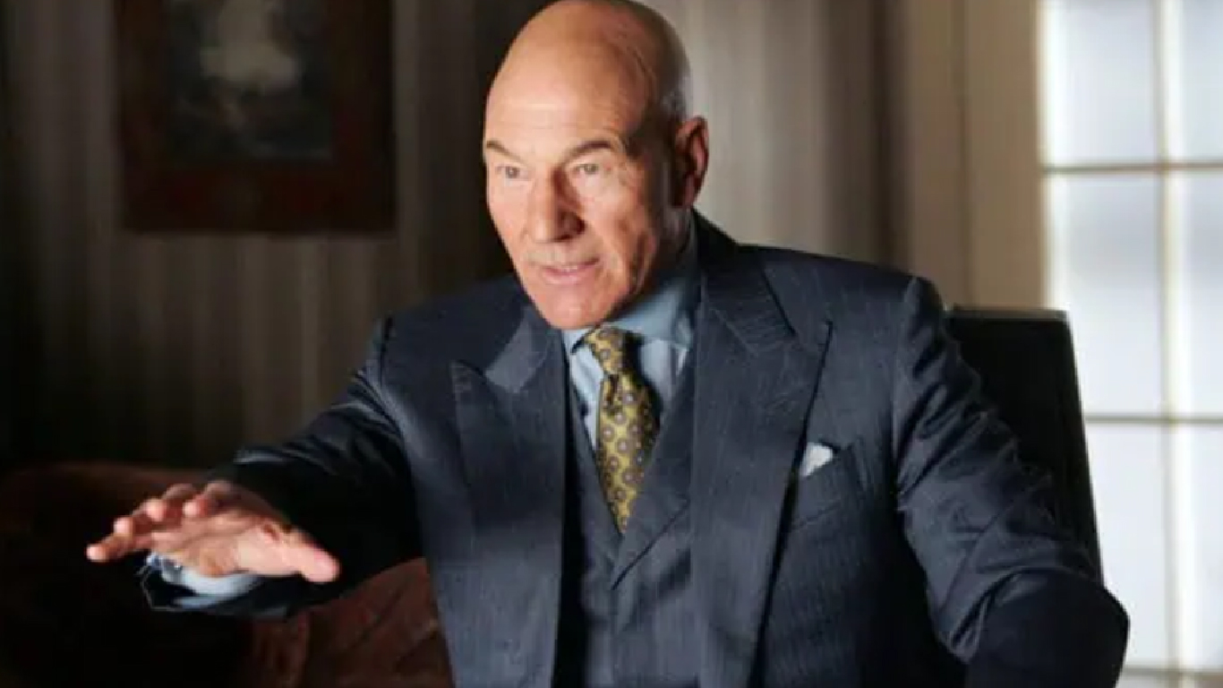 Alcanzó reconocimiento internacional por interpretar al capitán Jean-Luc Picard en la franquicia Star Trek y al profesor Charles Xavier en la saga cinematográfica X-Men.