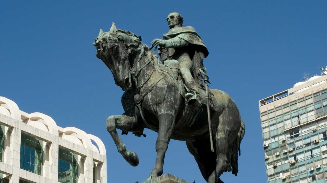 uruguay latinobarómetro 2026