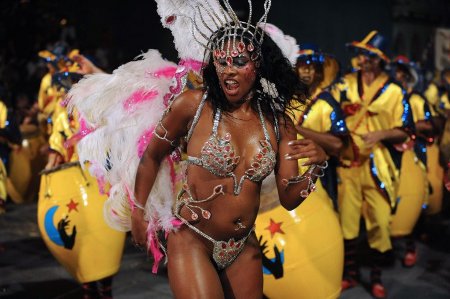 Desfile de llamadas AFP