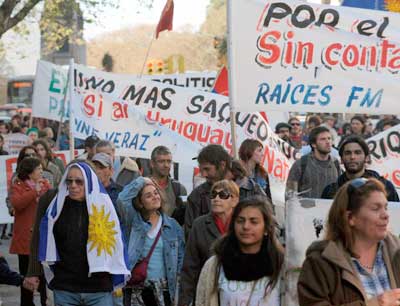 Marcha por 18 de Julio: “No se vende, la tierra se defiende” - Noticias