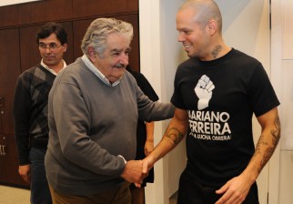 René Pérez aprovechó para hablar de la causa de la "nación puertorriqueña" durante su visita a Uruguay. / Foto: Secretaría de Comunicación del Uruguay.