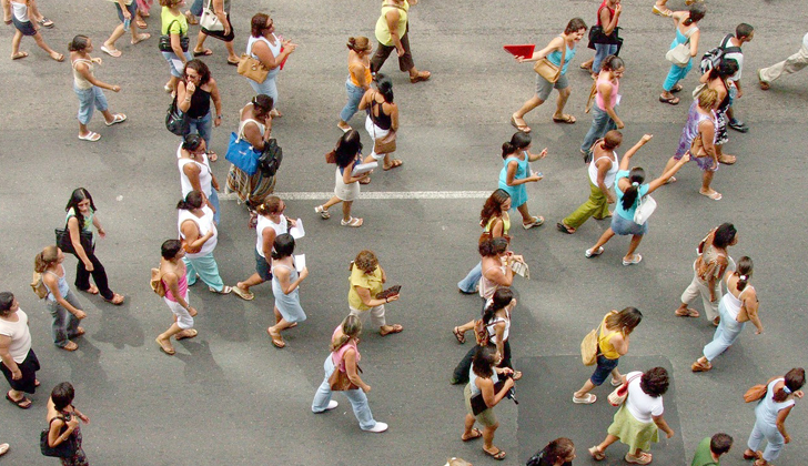 Esto significa que la velocidad a la que una persona puede caminar es un indicador de su salud, y no algo que puede mejorar para aumentar su esperanza de vida. Foto: Pixabay.