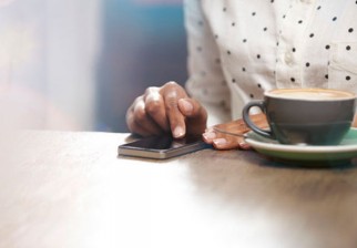 Estar disponible para el trabajo fuera del horario perjudica a la salud. Foto: Getty Images