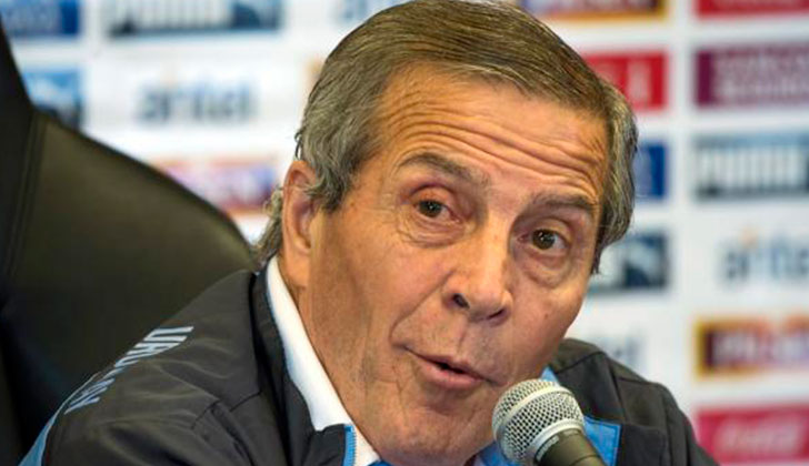 Tabárez: "Yo estoy preparando un equipo para lograr cosas deportivas, nada más que eso". Foto: AFP