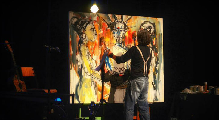 Claudio Taddei expone su obra como artista plástico / Foto: Facebook