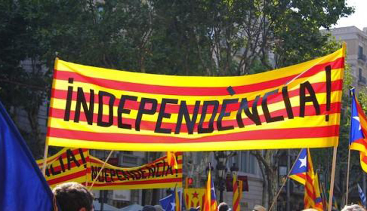 Última encuesta: El número de catalanes a favor de la independencia es