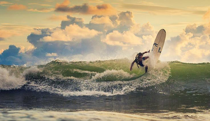 Julián Schweizer la nueva promesa del surf uruguayo . Foto: Facebook Julián Schweizer 