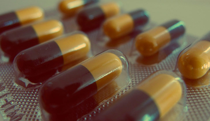 Alertan que uno de los más populares medicamentos contra la acidez estomacal puede afectar a los riñones. Foto: Pixabay