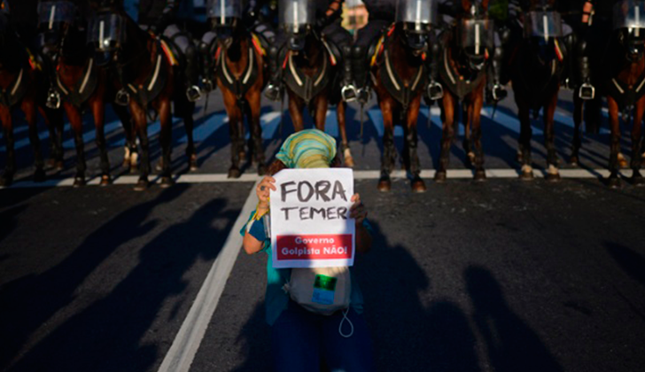Abucheos y protestas contra Temer durante la inauguración de los JJOO.