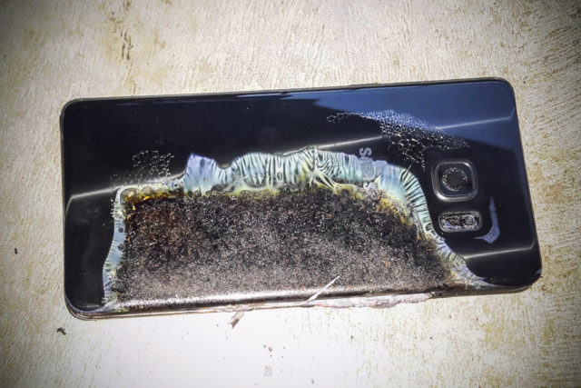 Foto de un Galaxy Note 7 que explotó. 