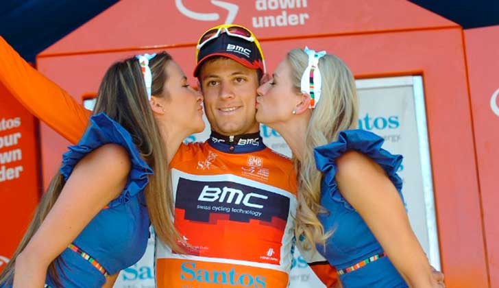 Contra el sexismo: Australia elimina a las azafatas en podios de ciclismo. 