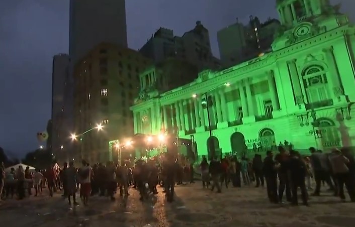 Miles de manifestantes en Río de Janeiro. Foto: RT