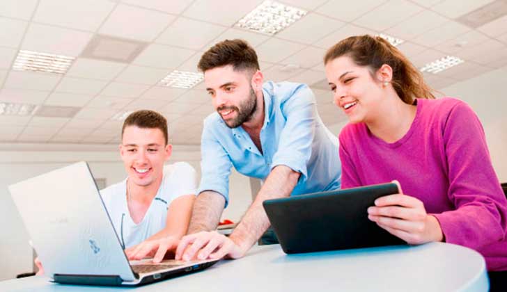 Comenzó la capacitación de 1.000 jóvenes en programación y testing. Foto: Jóvenes Programar