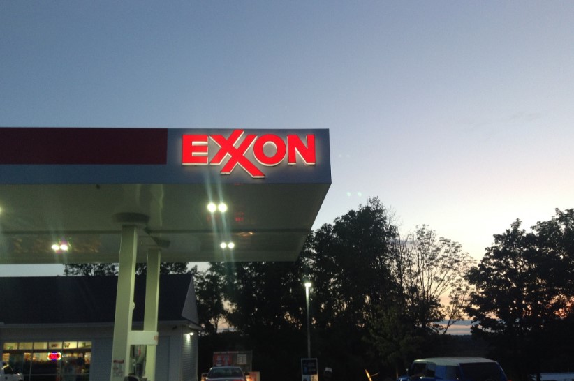 Estación de servicio de la empresa Exxon, en Durha, Connecticut. Foto: Mike Mozart