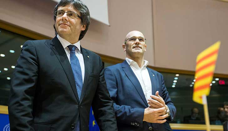 Puigdemont y parte de su Govern viajaron a Bruselas.