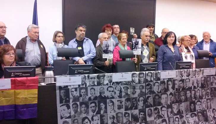 Parlamento español cierra la puerta a juzgar los crímenes del franquismo . Foto: eldiario.es