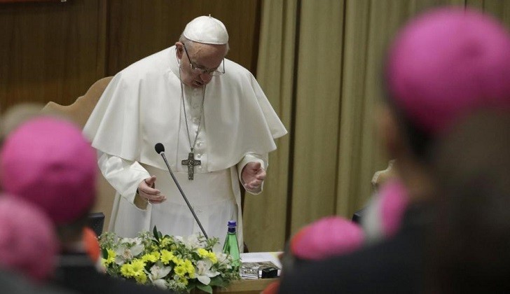 Víctimas de abusos en la Iglesia decepcionadas tras la cumbre en Roma  