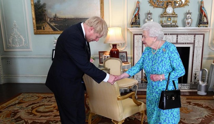 Boris Johnson asumió como primer ministro y prometió concretar el Brexit el próximo 31 de octubre 