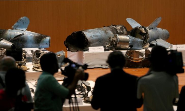 Remanentes de los misiles utilizados supuestamente por Irán para atacar los tanques de petroleo en Arabia Saudí / Foto: Reuters