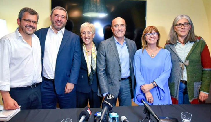 Leal, Bergara, Villar, Martínez, Lustemberg y Etcheverry. Foto: Twitter.