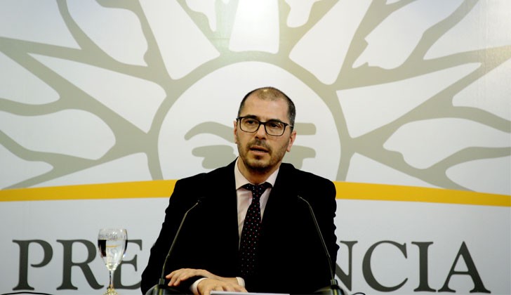 Prosecretario de Presidencia, Juan Andrés Roballo. 