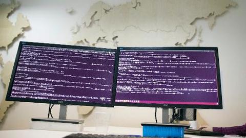 Una imagen difundida por Burisma en la cual se ve un texto colocado por los hackers en las computadoras de la compañía
