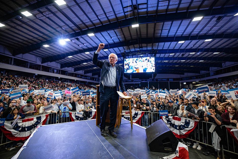 Bernie Sanders en un mitín en Mesquite, Texas, a inicios de Febrero. Foto: Facebook / Bernie Sanders