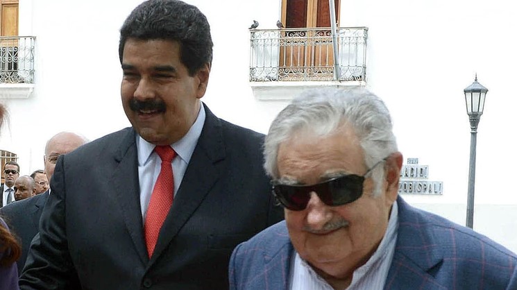 NIcolás Maduro junto a José Mujica. Imagen de archivo